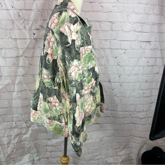 Chico's XL Floral Bomber Jacket - Pink and Green Chicos Sz 3 - Picture 2 of 9